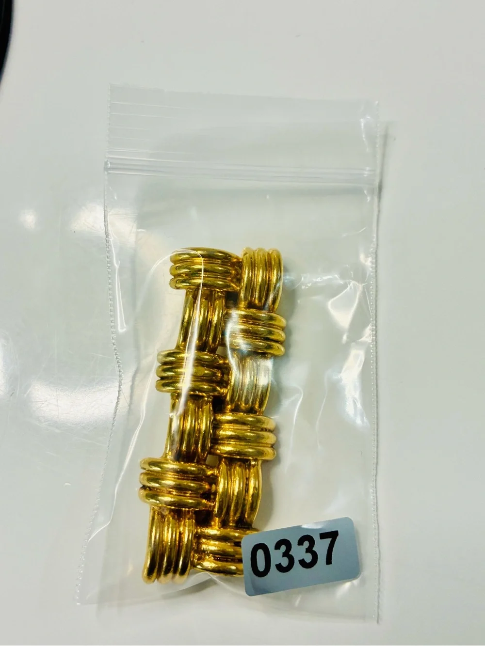 Source Unknown Gold Woven Link Bar Brooch